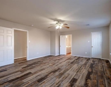 2808 High Pointe Boulevard - Photo Thumbnail 18