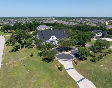 110 Quiet Hill Circle - Photo Thumbnail 7