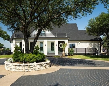 110 Quiet Hill Circle - Photo Thumbnail 2