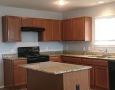 1609 Lone Pine Drive - Photo Thumbnail 21