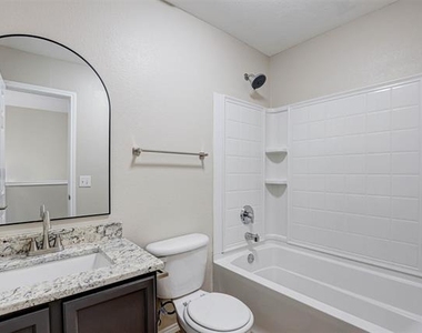 10724 Astor Drive - Photo Thumbnail 22