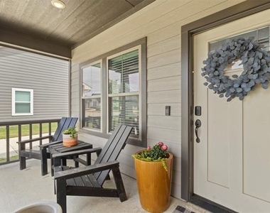 616 Charlotte Lane - Photo Thumbnail 2