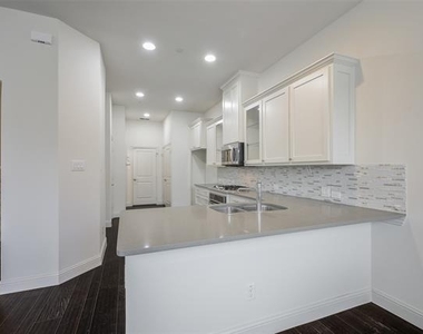 4683 Rhett Lane - Photo Thumbnail 7
