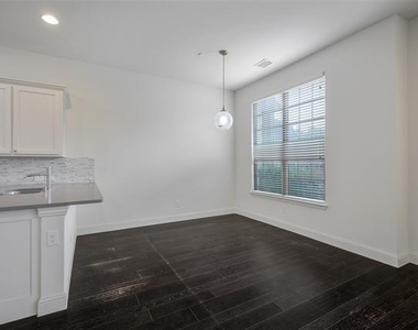 4683 Rhett Lane - Photo Thumbnail 6