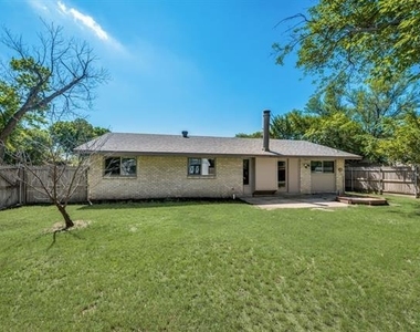 901 Hudson Drive - Photo Thumbnail 18