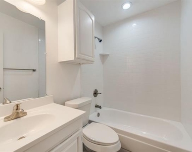 901 Hudson Drive - Photo Thumbnail 14