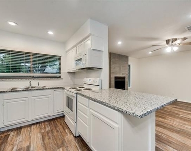 901 Hudson Drive - Photo Thumbnail 9