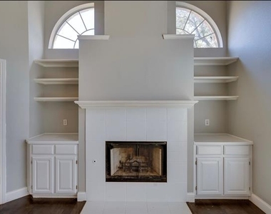4156 One Place - Photo Thumbnail 11