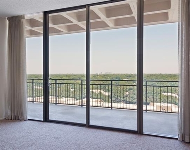 6335 W Northwest Highway - Photo Thumbnail 4