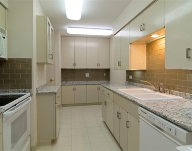 6335 W Northwest Highway - Photo Thumbnail 7