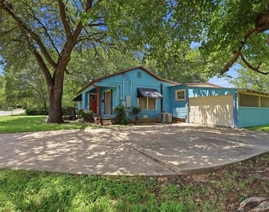 902 W Bridge Street - Photo Thumbnail 30