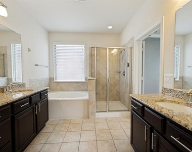 673 Revalen Lane - Photo Thumbnail 8