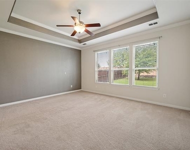 673 Revalen Lane - Photo Thumbnail 7