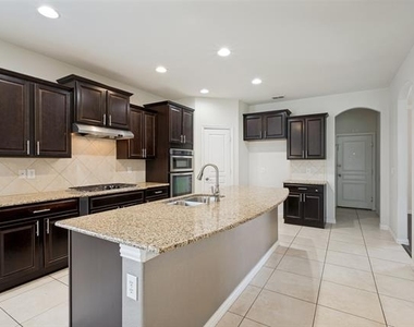 673 Revalen Lane - Photo Thumbnail 3