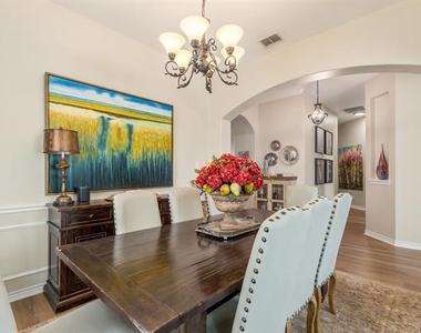 312 Equine Lane - Photo Thumbnail 3