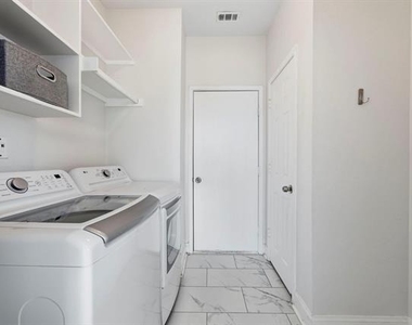 4943 Sunset Ridge Drive - Photo Thumbnail 31