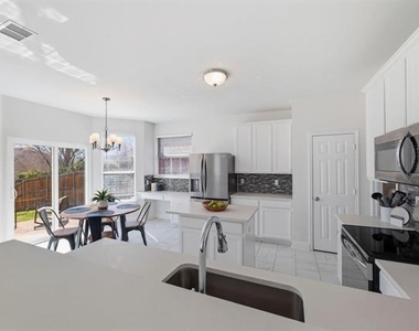 4943 Sunset Ridge Drive - Photo Thumbnail 8