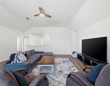 4943 Sunset Ridge Drive - Photo Thumbnail 24