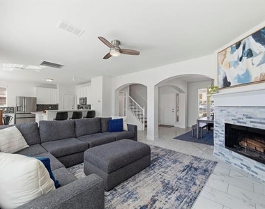 4943 Sunset Ridge Drive - Photo Thumbnail 3