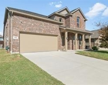 1413 Lake Grove Drive - Photo Thumbnail 1
