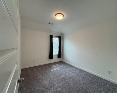 4056 Anglers Way - Photo Thumbnail 22