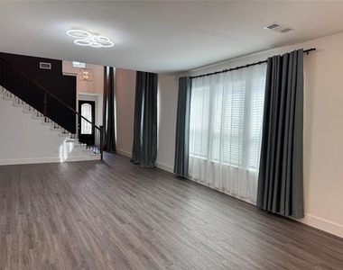 4056 Anglers Way - Photo Thumbnail 7