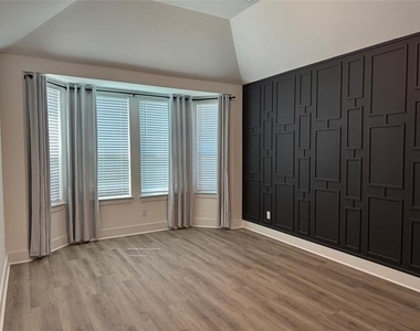 4056 Anglers Way - Photo Thumbnail 13