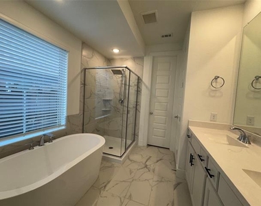 4056 Anglers Way - Photo Thumbnail 16