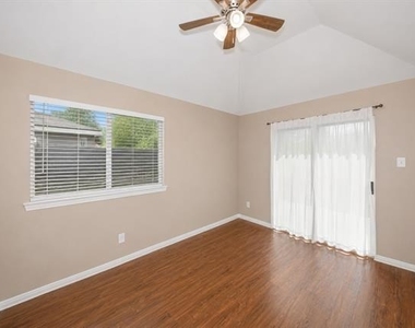 3904 Granby Lane - Photo Thumbnail 20