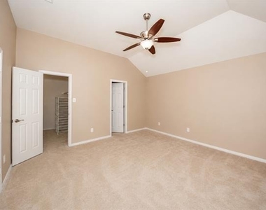 3904 Granby Lane - Photo Thumbnail 11