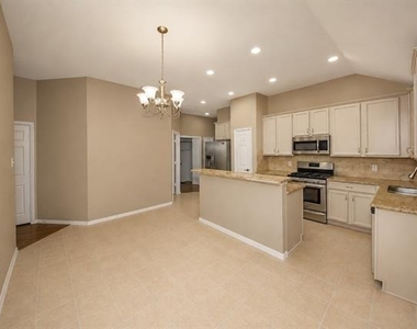 3904 Granby Lane - Photo Thumbnail 6