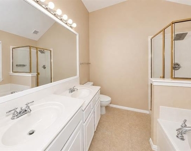 3904 Granby Lane - Photo Thumbnail 14