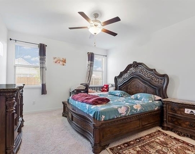 1713 Lake Grove Drive - Photo Thumbnail 18