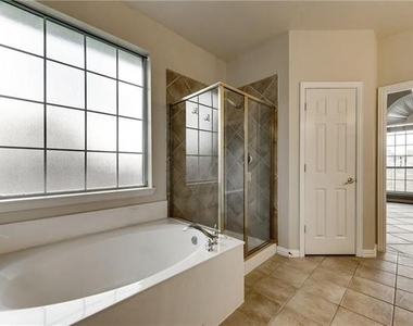 9428 Patagonia Lane - Photo Thumbnail 18