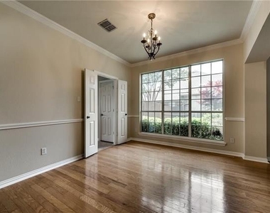 9428 Patagonia Lane - Photo Thumbnail 5