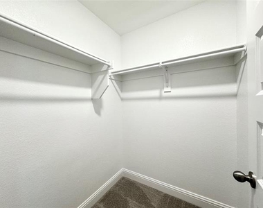 7837 Bayside Drive - Photo Thumbnail 19