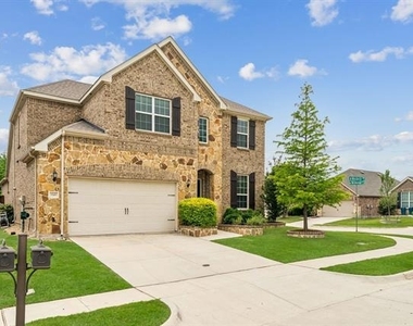 1549 Westborough Drive - Photo Thumbnail 1