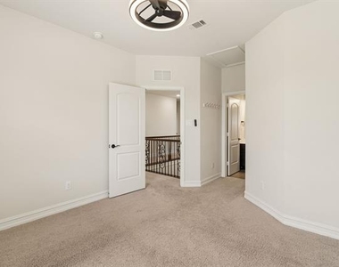 1549 Westborough Drive - Photo Thumbnail 31