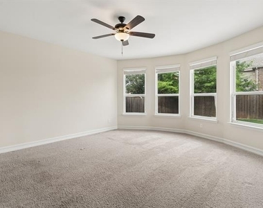 1549 Westborough Drive - Photo Thumbnail 16