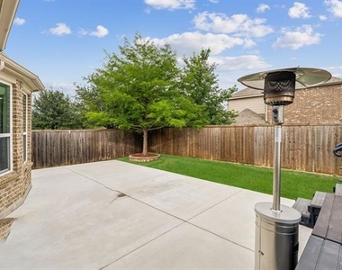 1549 Westborough Drive - Photo Thumbnail 34