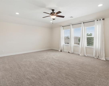 1549 Westborough Drive - Photo Thumbnail 23