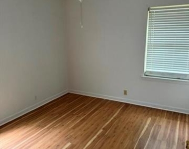 1402 Hillcrest Drive - Photo Thumbnail 1