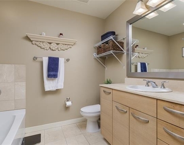 1200 Main Street - Photo Thumbnail 12