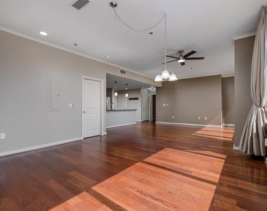 1200 Main Street - Photo Thumbnail 7