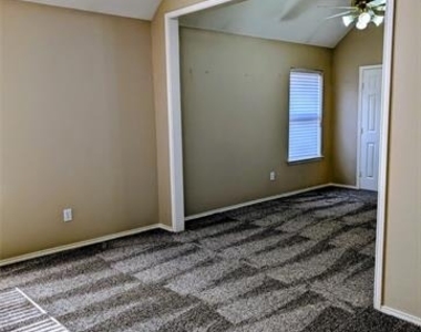 4468 Fountain Ridge Drive - Photo Thumbnail 20