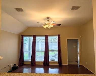 4468 Fountain Ridge Drive - Photo Thumbnail 13