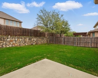 1605 Lisburn Drive - Photo Thumbnail 27
