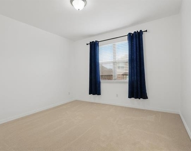 1605 Lisburn Drive - Photo Thumbnail 22
