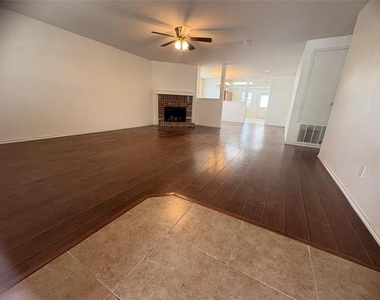 3809 Mariner Street - Photo Thumbnail 8