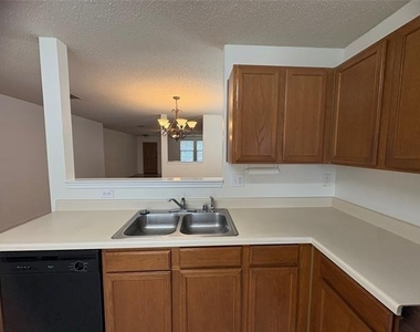 3809 Mariner Street - Photo Thumbnail 7